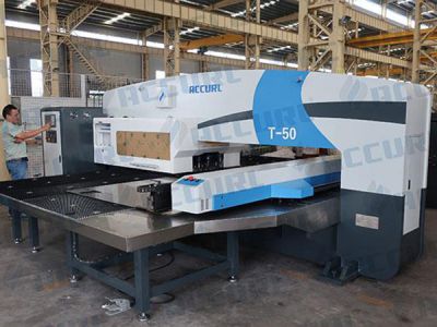 Máy Đột Dập Tháp Pháo Kim Loại Tấm CNC 50 Tấn