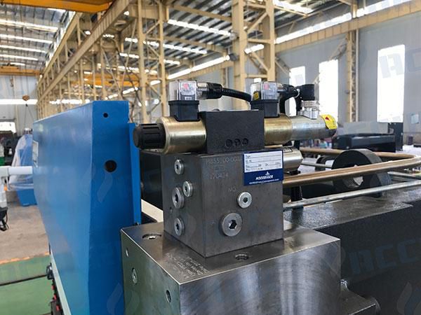 Máy Chấn CNC 8 Trục